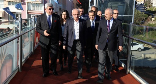 ogrenciler-okullarina-bu-ust-gecit-ile-guvenl