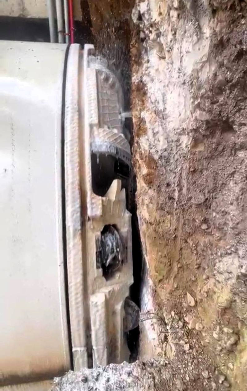 Körfezray metro istasyonları