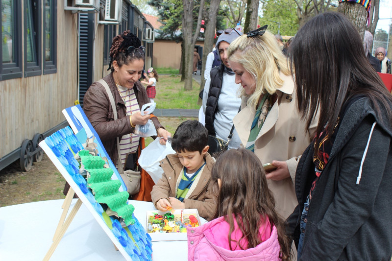 Atık malzemelerle yapılan eserler