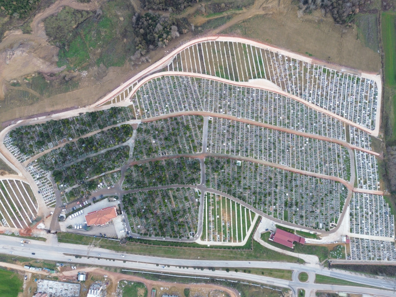 Mezarlık bakım çalışmaları