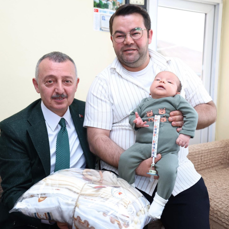 Başkan Tahir Büyükakın Cavit Sönmez sohbet