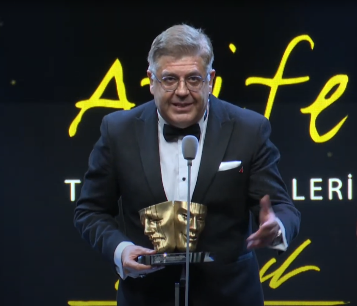 Şehir Tiyatroları’nın gurur gecesi; 3 ödül