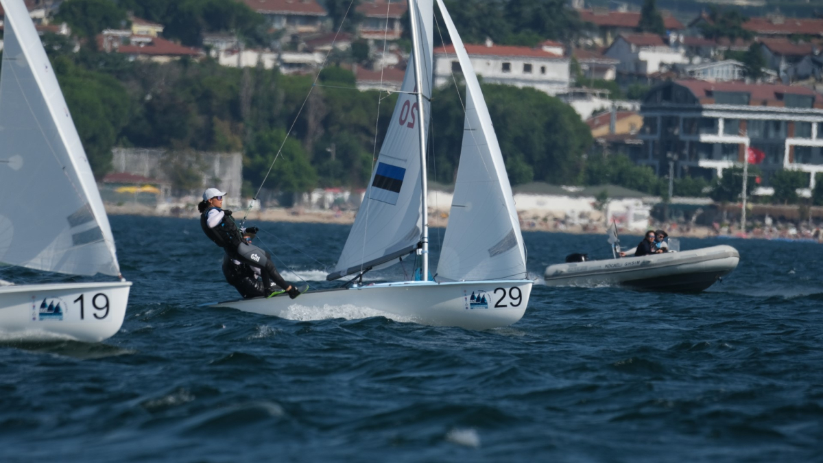 Darıca Balyanoz Koyu’nda yelkenler fora