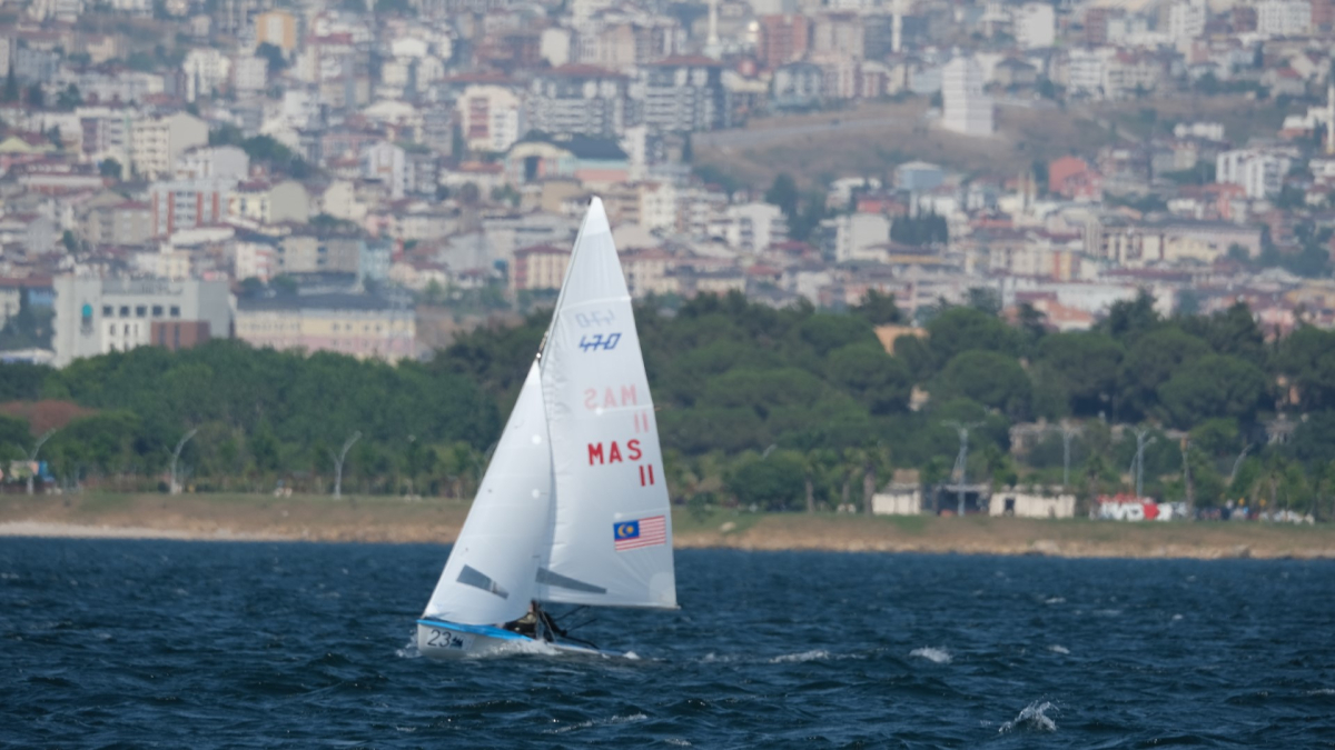 Darıca Balyanoz Koyu’nda yelkenler fora