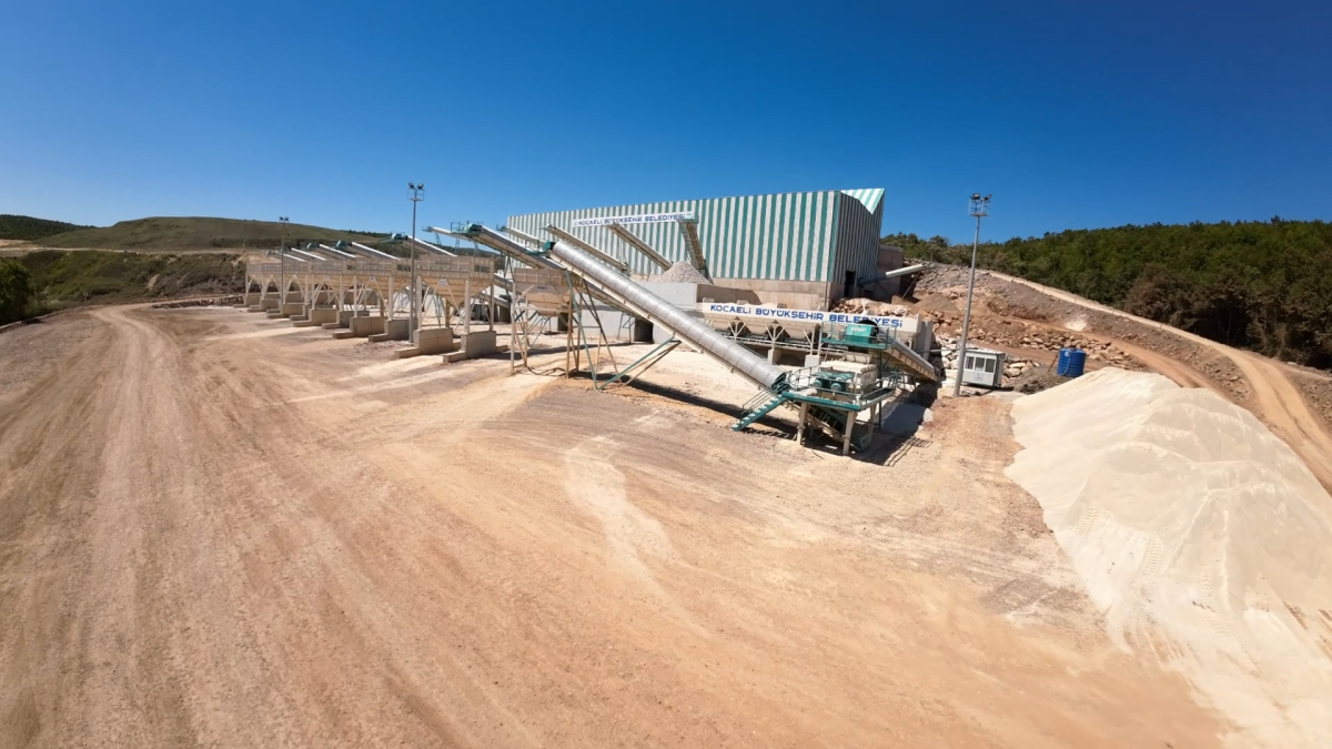 Büyükşehir’den çevre dostu taş kırma ve eleme tesisi