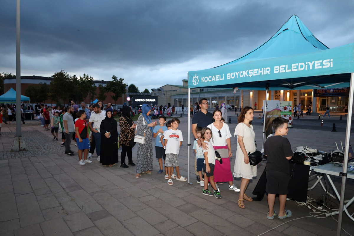 Gökyüzü Gözlem Şenliği ile uzay gözlemlendi