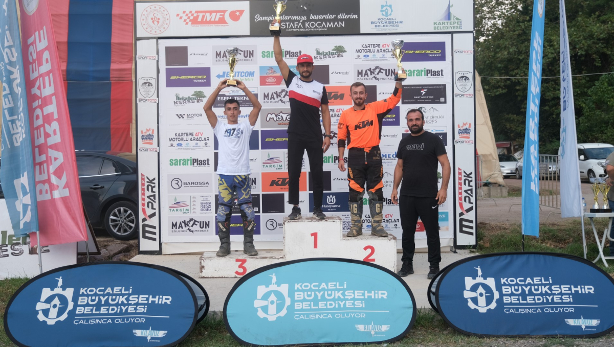 Süper Enduro Şampiyonası nefes kesti