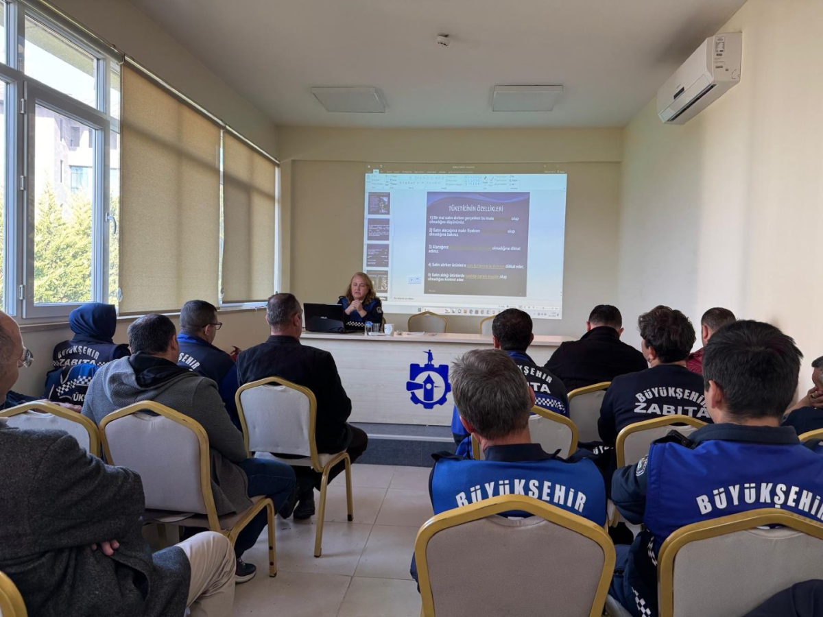 Büyükşehir Zabıtasına tüketiciyi koruma eğitimi