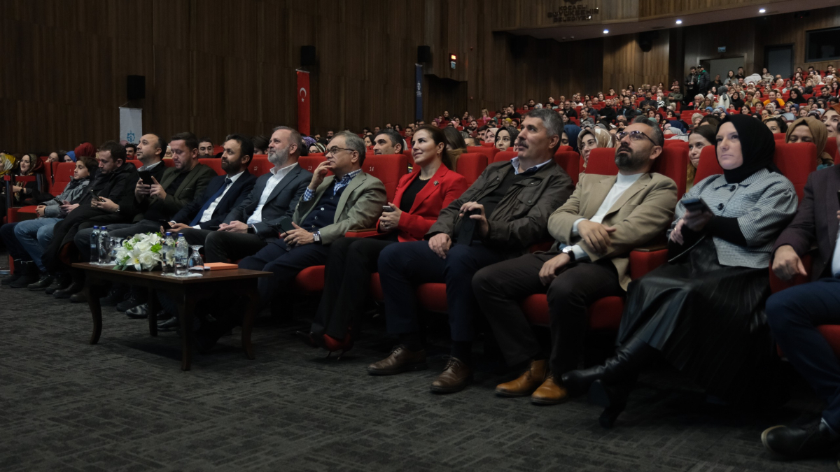 Büyükşehir öğretmenlerini unutmadı