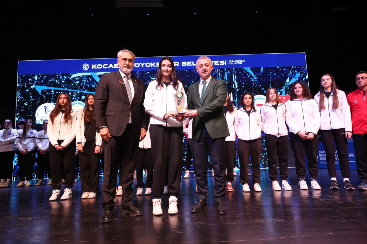 Amatörün yanında daima Büyükşehir var