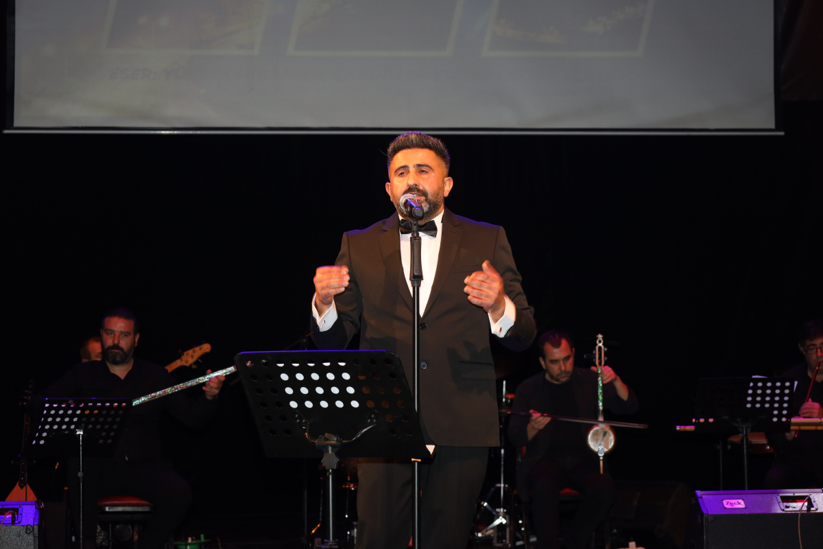 Halk müziği yarışmasında muhteşem final