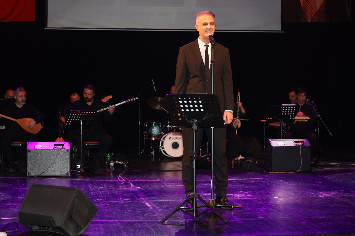 Halk müziği yarışmasında muhteşem final