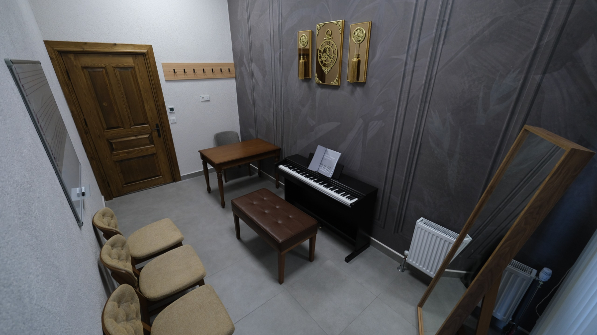 Büyükşehir’den Halkevi’ne anlamlı günde anlamlı açılış