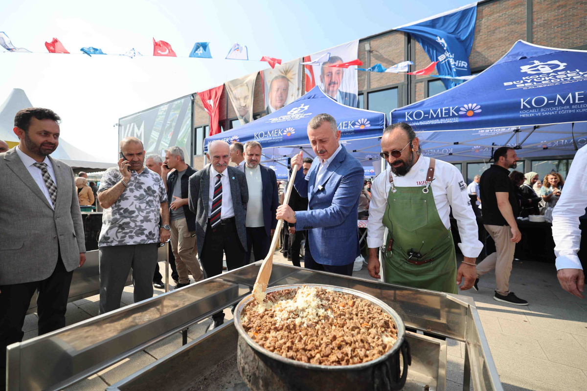 Büyükakın: KO-MEK, Kocaeli’nin en büyük iyilik organizasyonudur