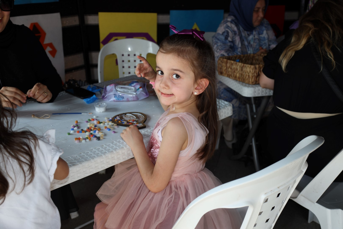 Oyun, atölye ve neşe bir arada