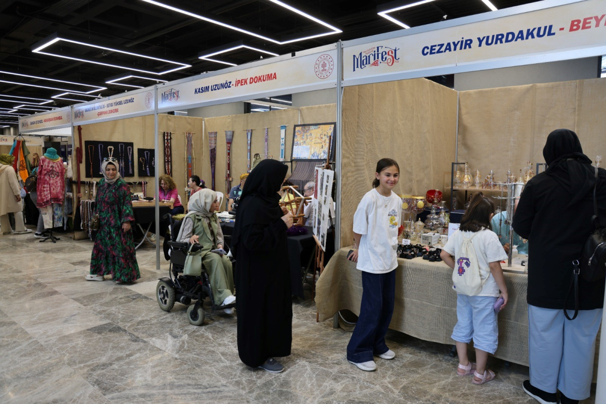 Usta eller MARİFEST’e renk kattı