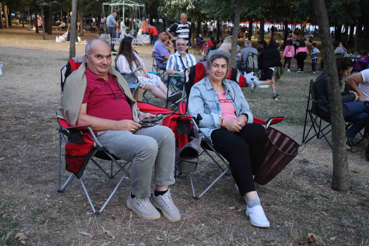 Büyükşehir Bandosu Körfez sahilini inletti