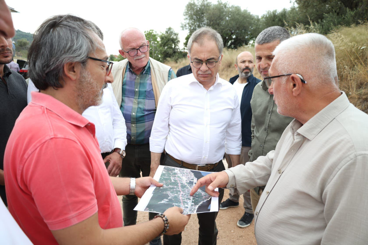 Karamürsel’de otogar, mezbaha, futbol sahası, salon ve sokak yapımına yerinde inceleme