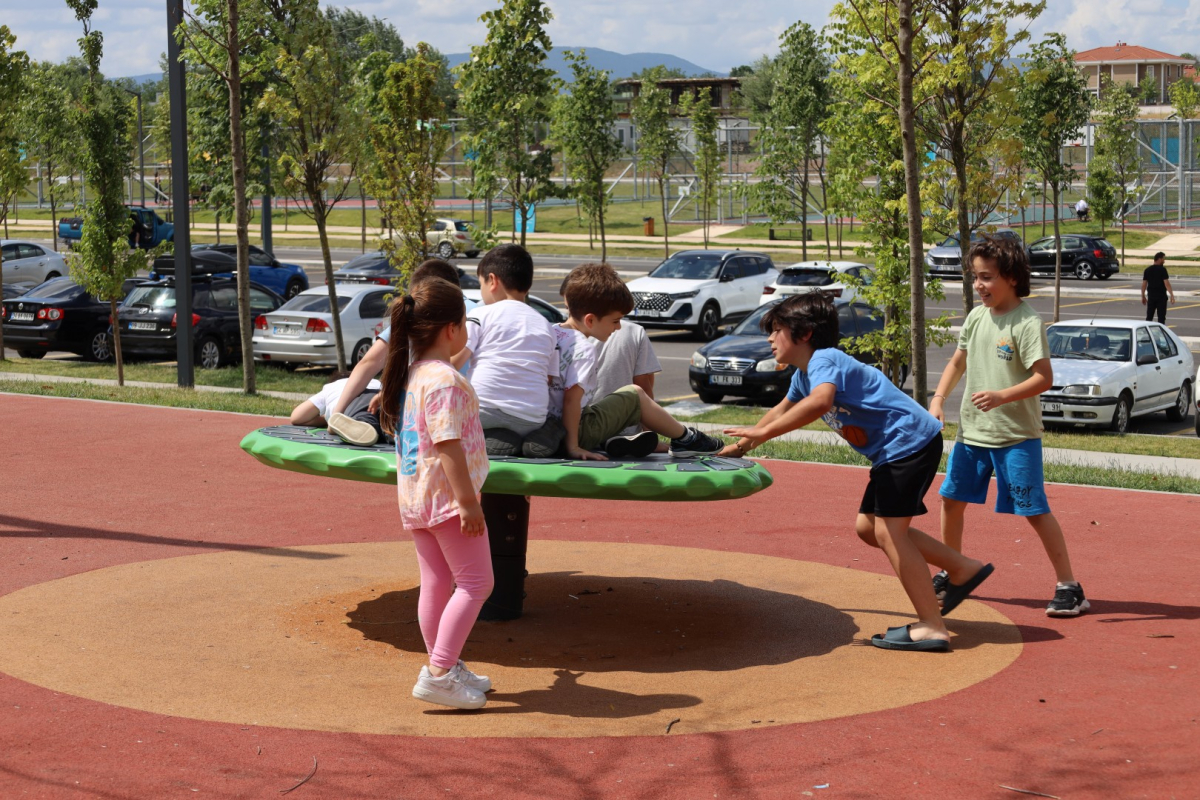Her adımda huzur, her köşede dostluk