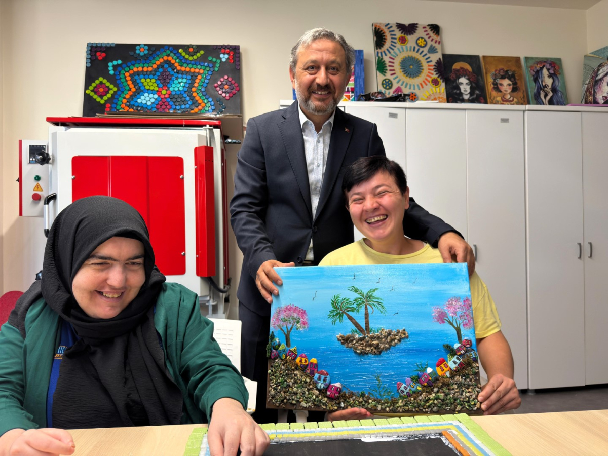 Milletvekili Yılmaz’dan Gonca’ya övgü dolu sözler