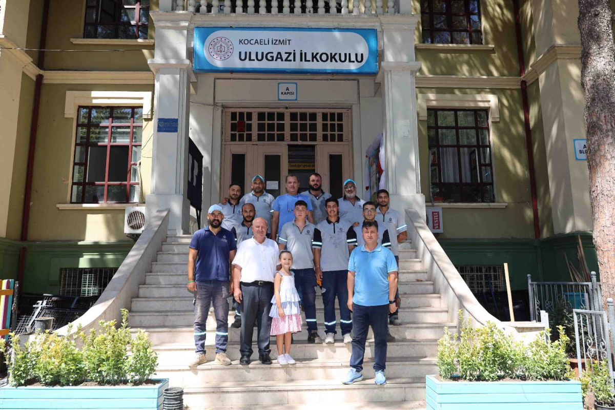 İzmit Ulugazi İlkokulu’na masal gibi bir bahçe