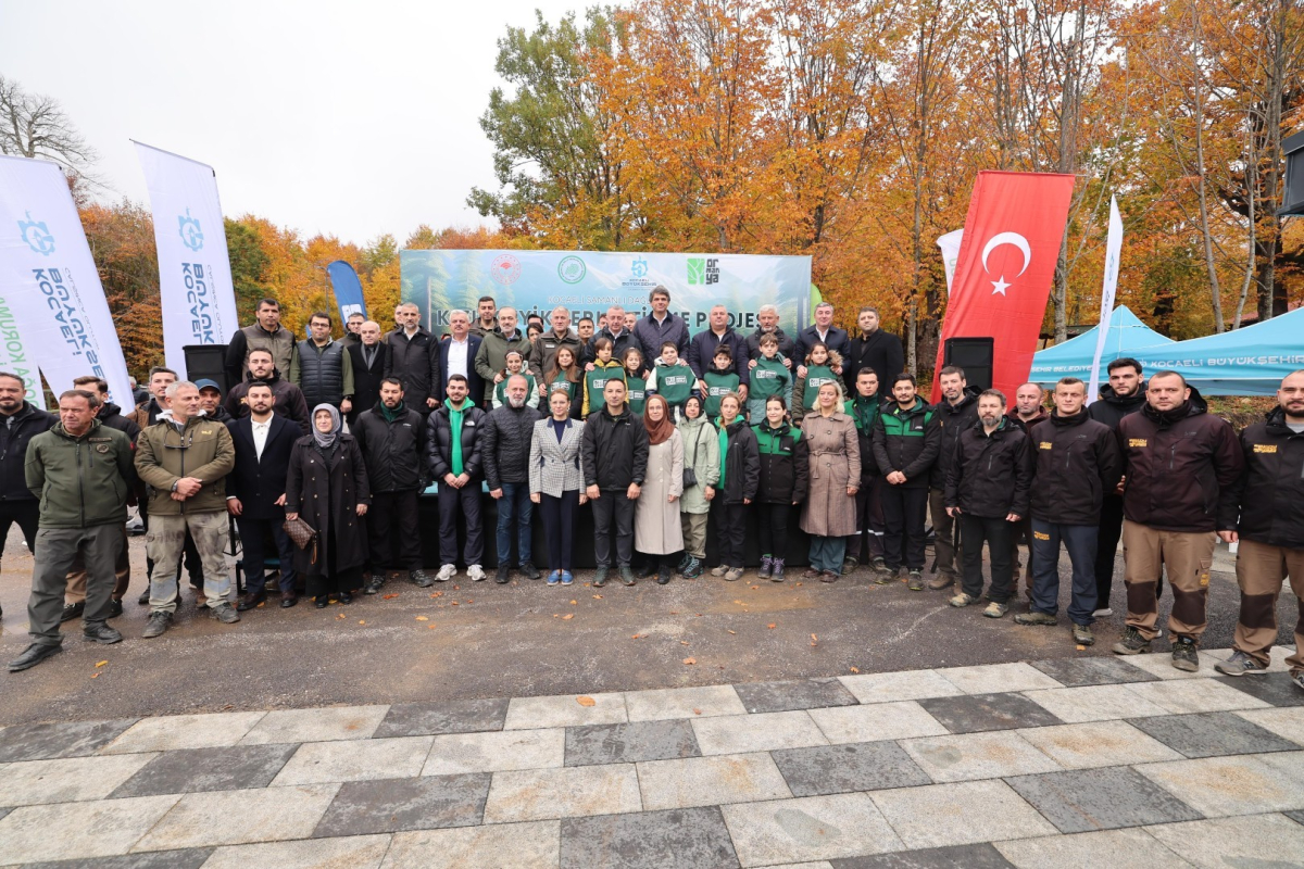 Büyükşehir'den doğaya 7 yeni kızıl geyik daha