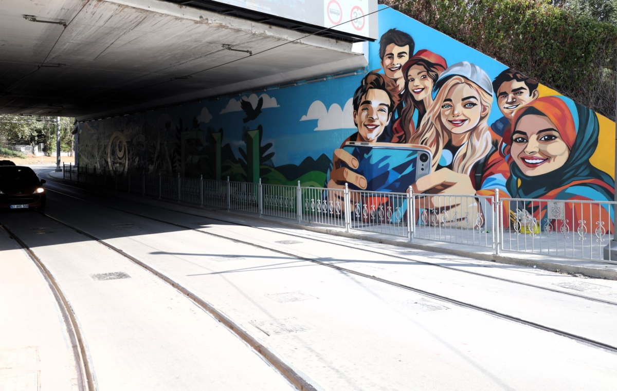 Kocaeli’de trafo ve alt geçitler sanatla renkleniyor