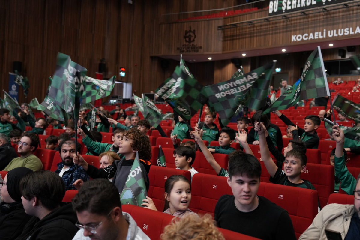 Kocaelispor’un efsaneleri anıları tazeledi