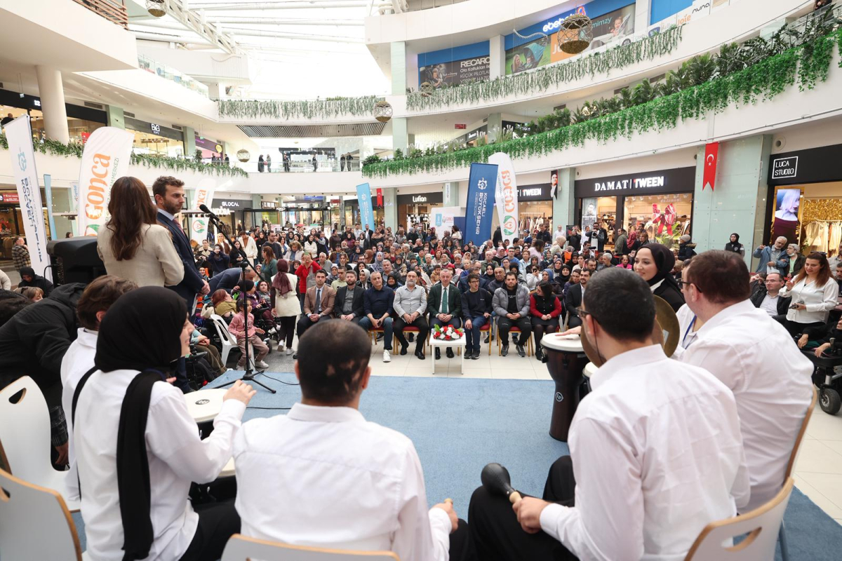 Başkan Büyükakın’dan Gonca’nın gençlerine tam not