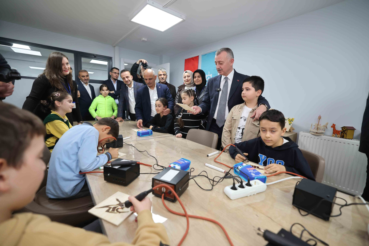 Başkan Büyükakın: “Eseri olmayanın yerinde yeller eser”