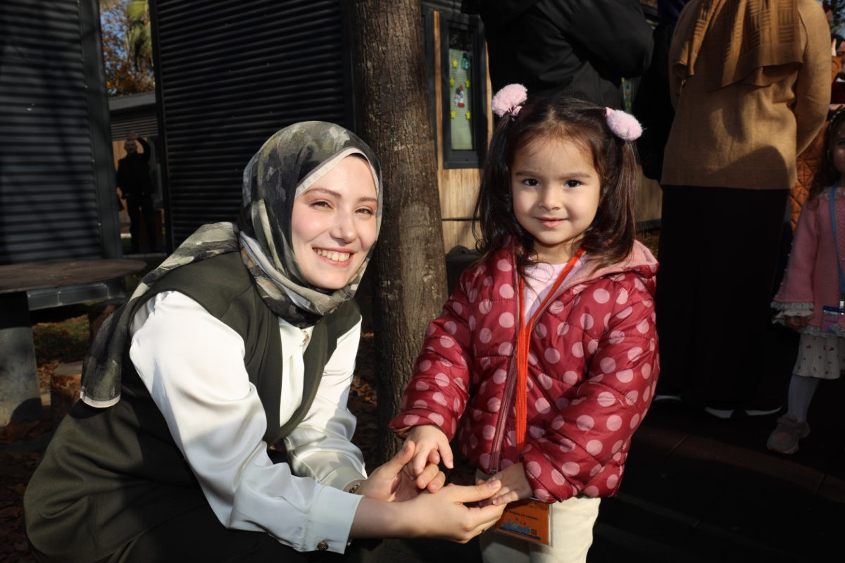 “Ekranı yasaklamayalım, dengeli kullanalım”