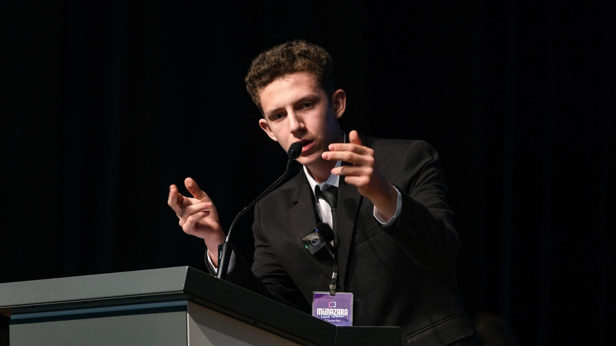 Genç münazırlar, “Bi’ Diyeceğim Var” dedi