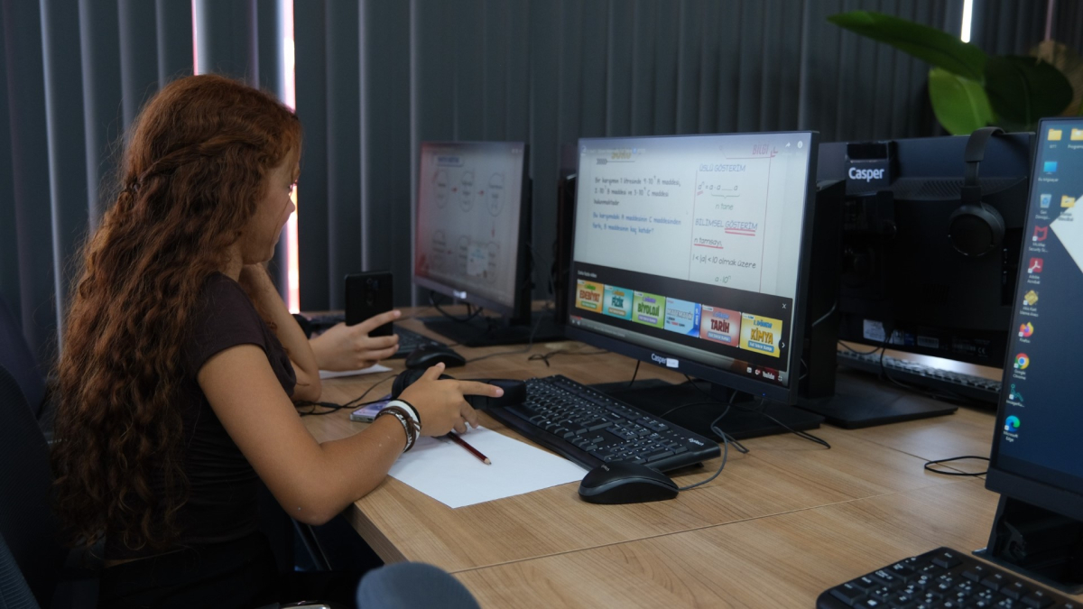 Gençler, geleceğe Büyükşehir’le hazırlanıyor