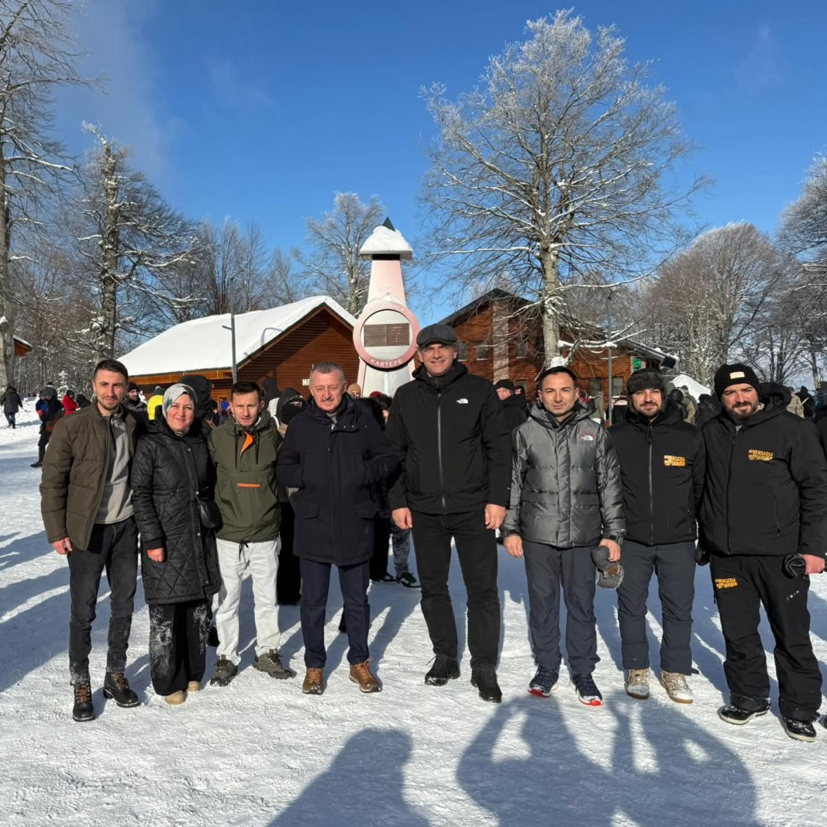 Zirvede Büyükakın sürprizi