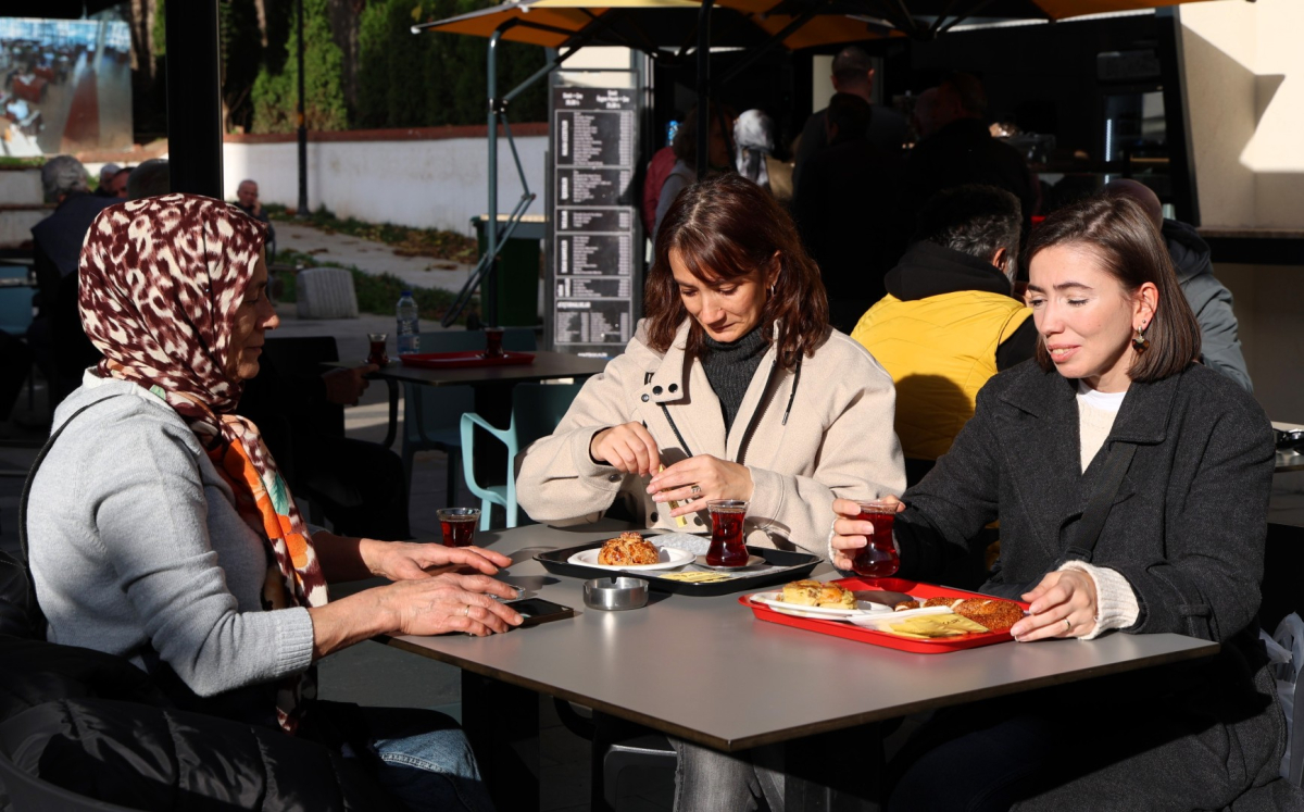Şehrin kalbinde tatlı bir “Mola” noktası