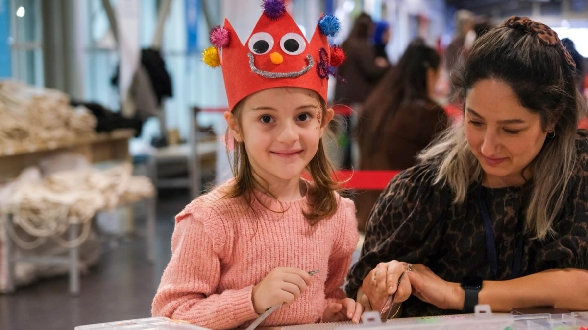 Çocuklar yorgunluklarını “Okula Bi’ Mola”da atıyor