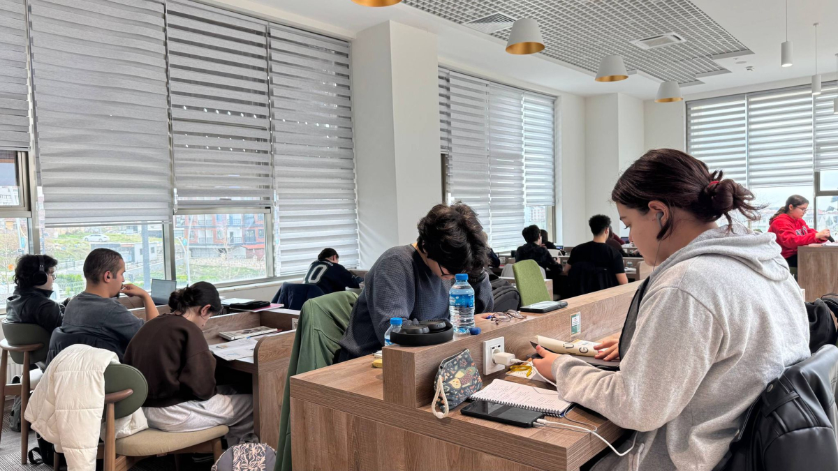 Kütüphaneler yarıyıl tatilinde cıvıl cıvıl