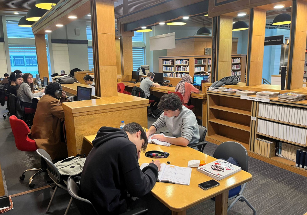 Kütüphaneler yarıyıl tatilinde cıvıl cıvıl