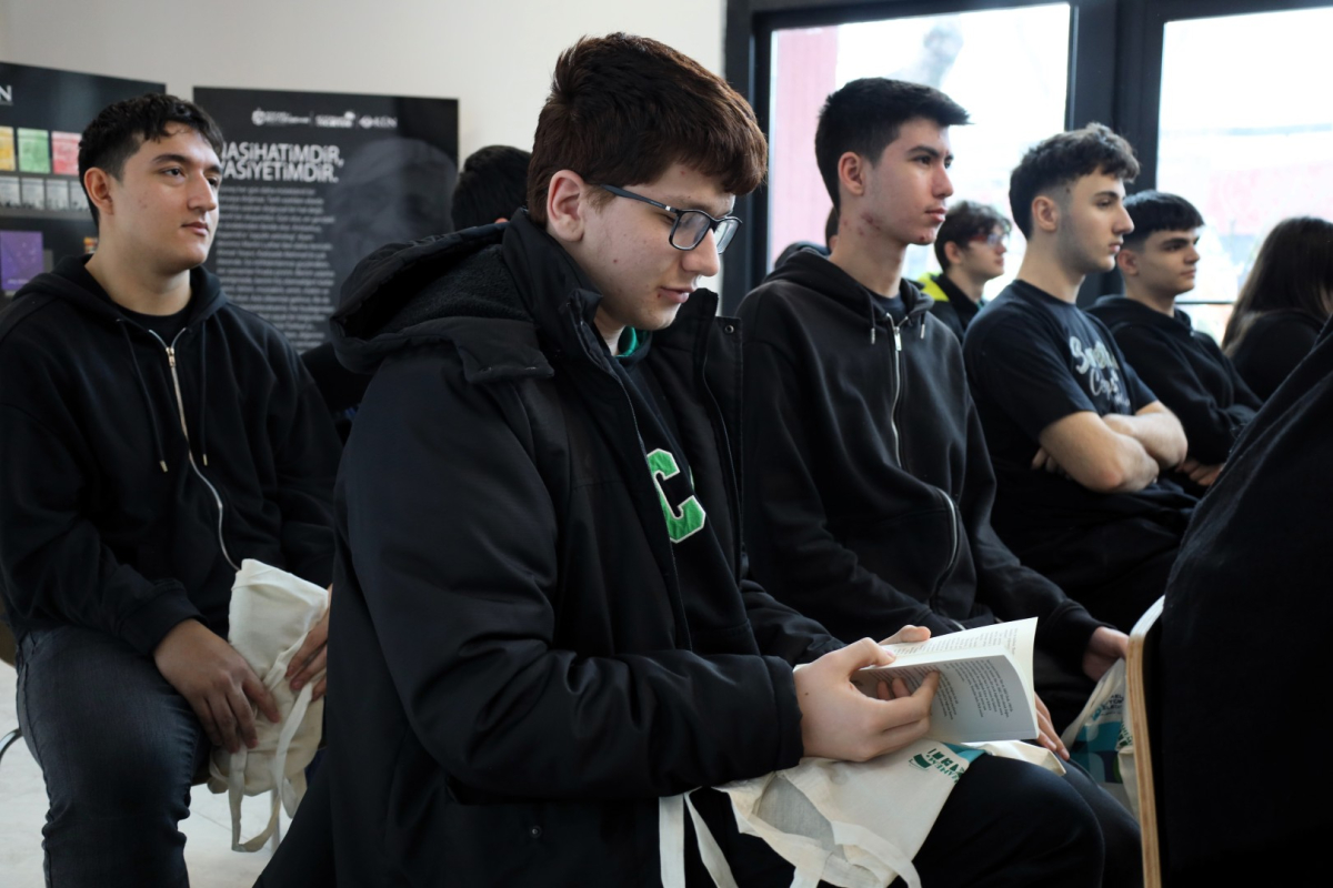 Yazar Alev Alatlı, adını taşıyan kütüphanede anıldı