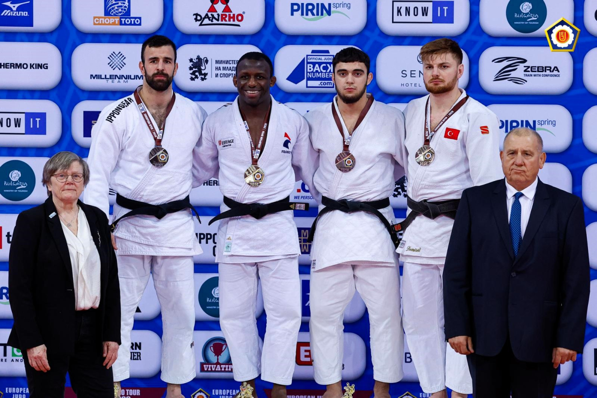 Kağıtspor’dan başarılarla dolu bir hafta