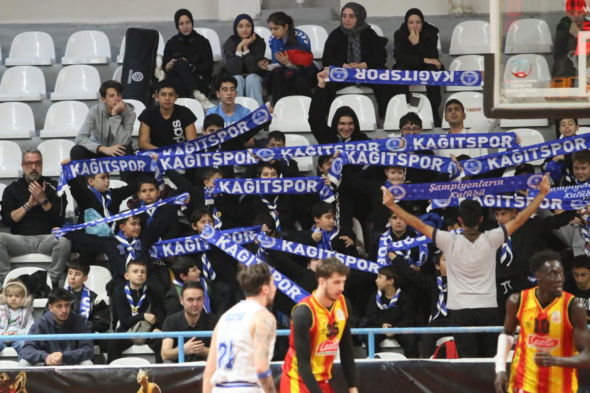 Kağıtspor’dan başarılarla dolu bir hafta