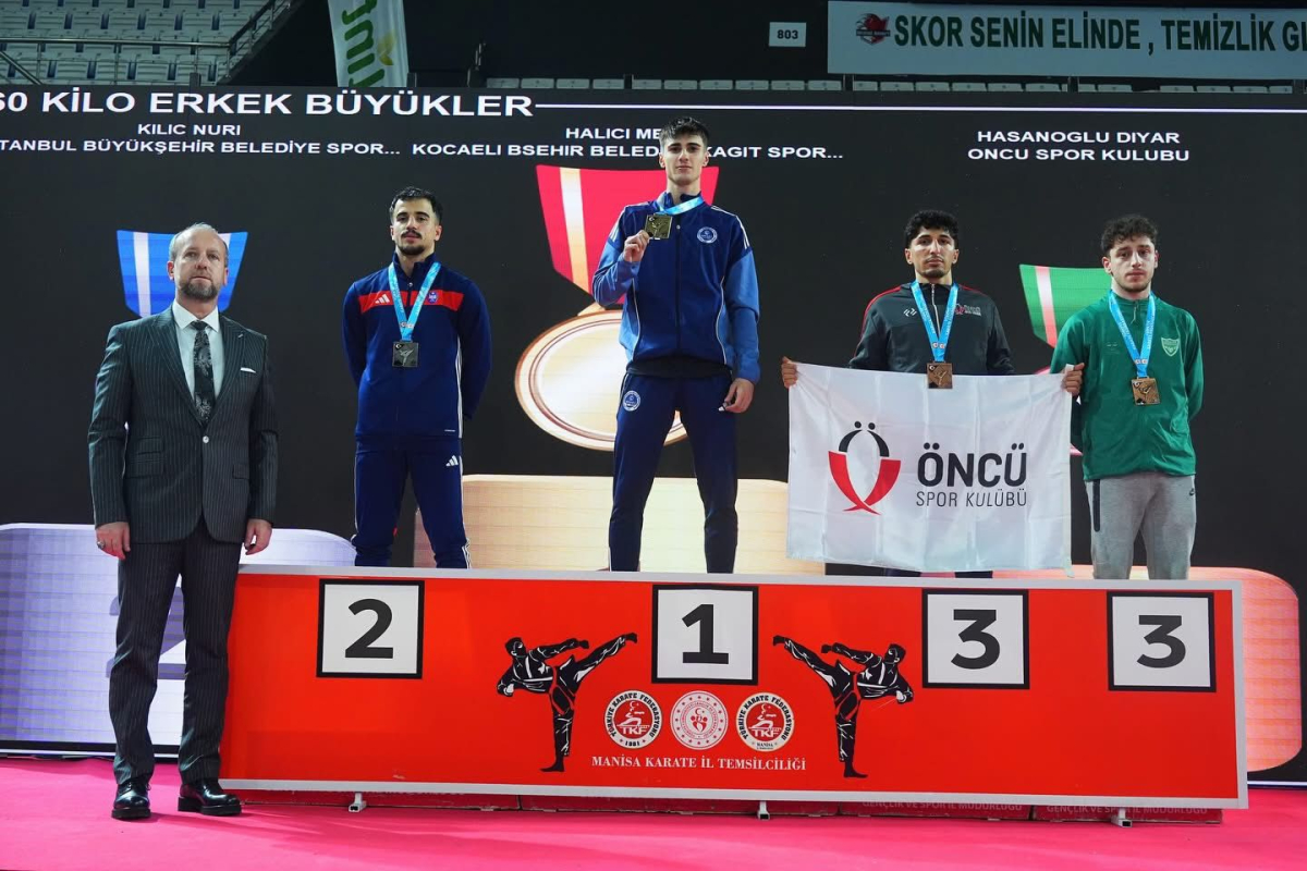 Kağıtspor, 7 branşta rakip tanımadı