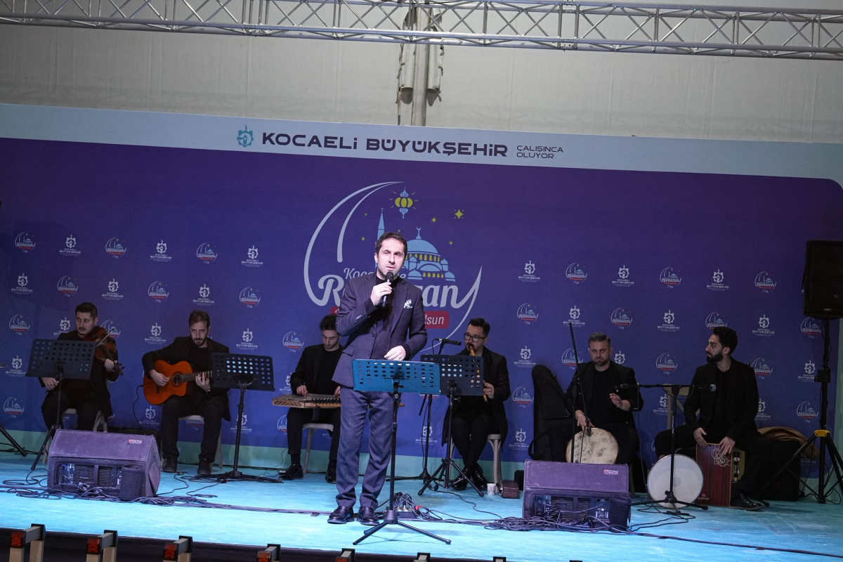 Büyükşehir Ramazan Çadırı’nda ilk oruçlar açıldı