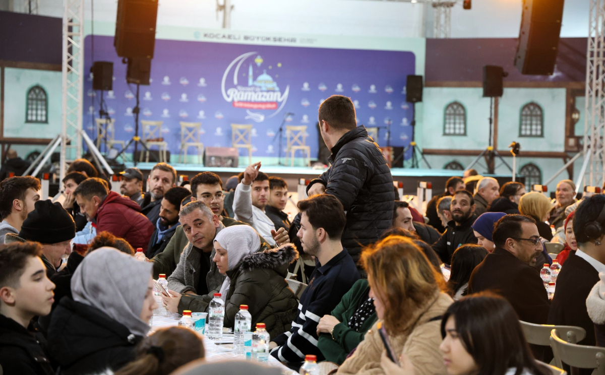 Büyükşehir Ramazan Çadırı’nda ilk oruçlar açıldı