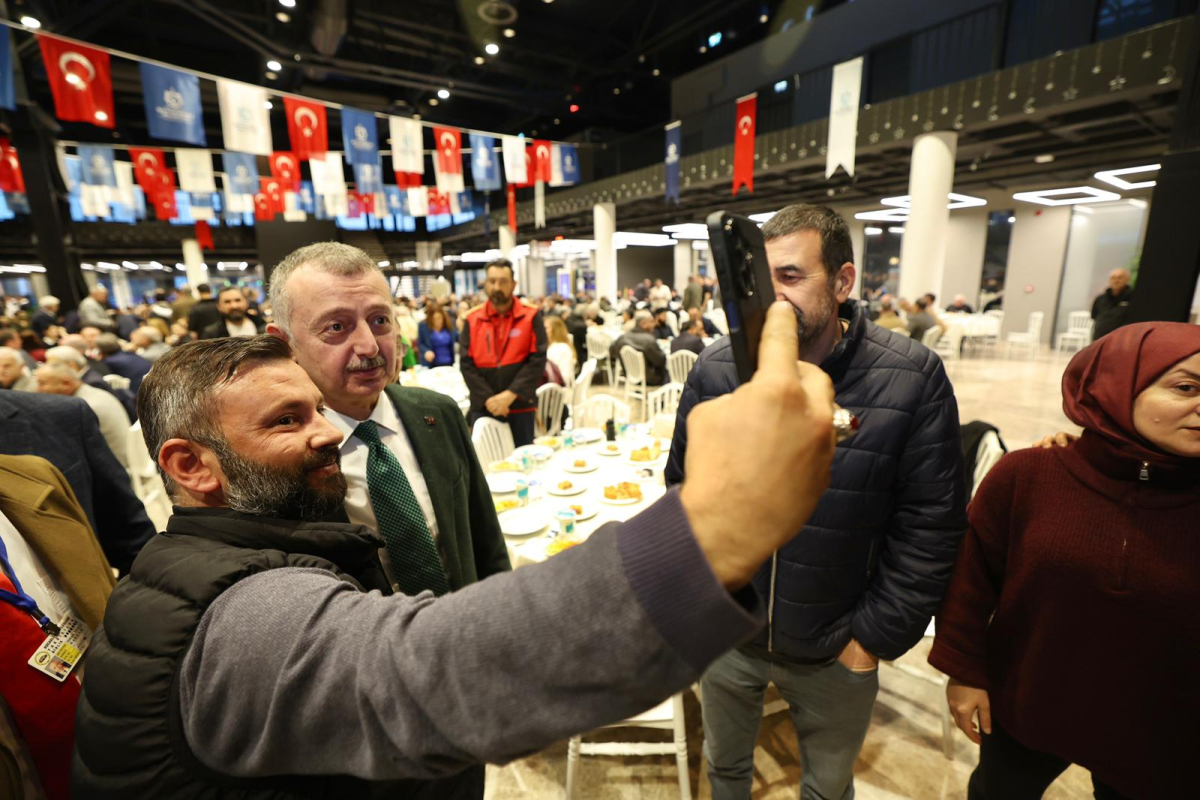 820 STK’dan başkan,  yönetim ve üyeler katıldı