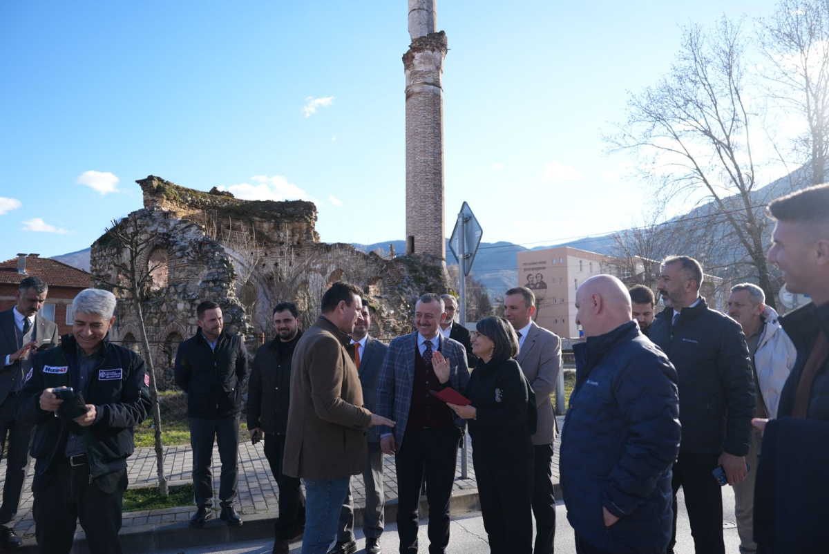  Büyükakın, Bulgaristan’daki  “kardeşlik sofrasında” iftar yaptı