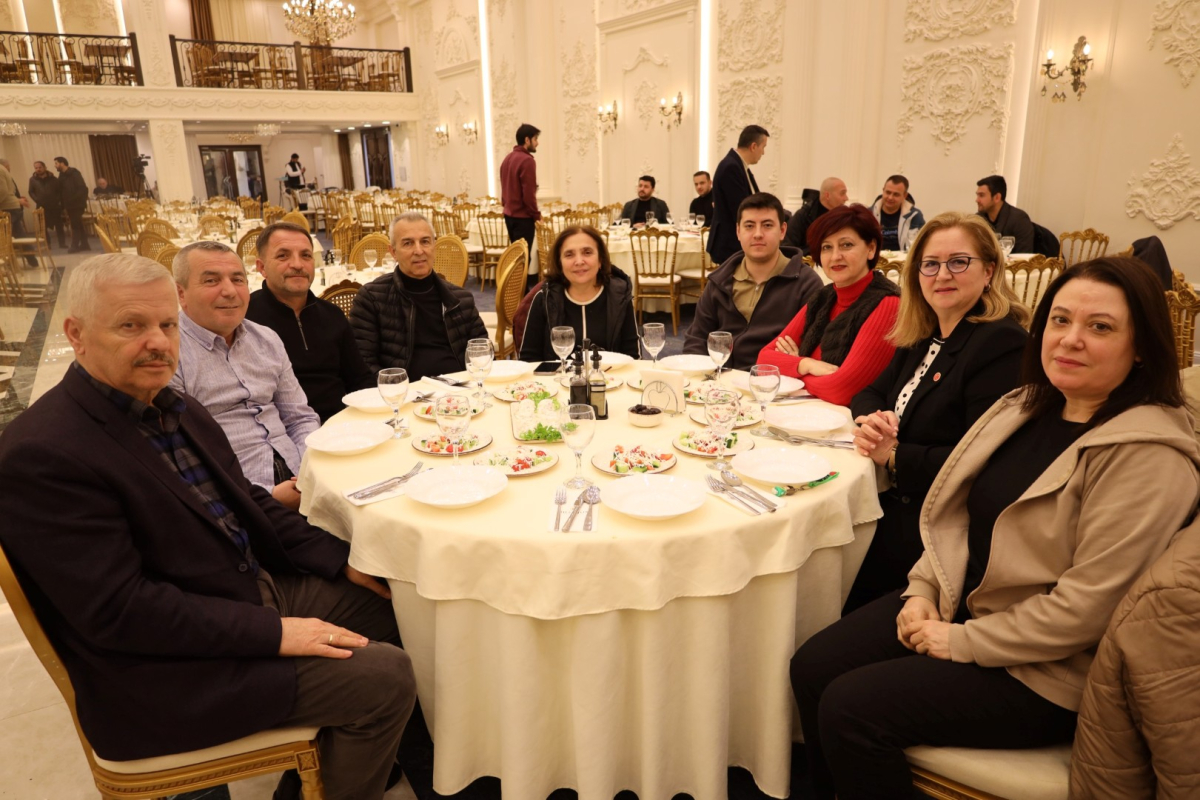 Başkan Büyükakın, iftarda  Kuzey Makedonya’daydı