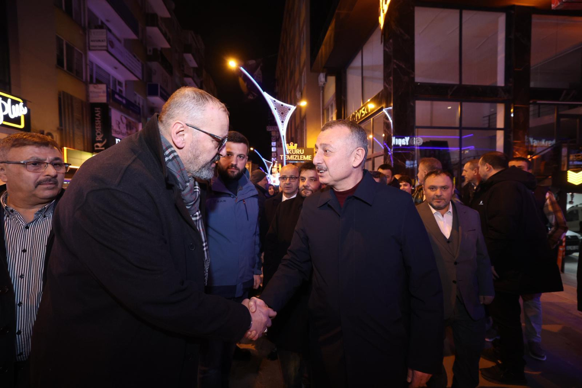 İzmitli esnaflar, Başkan Büyükakın’ı iftarda ağırladı