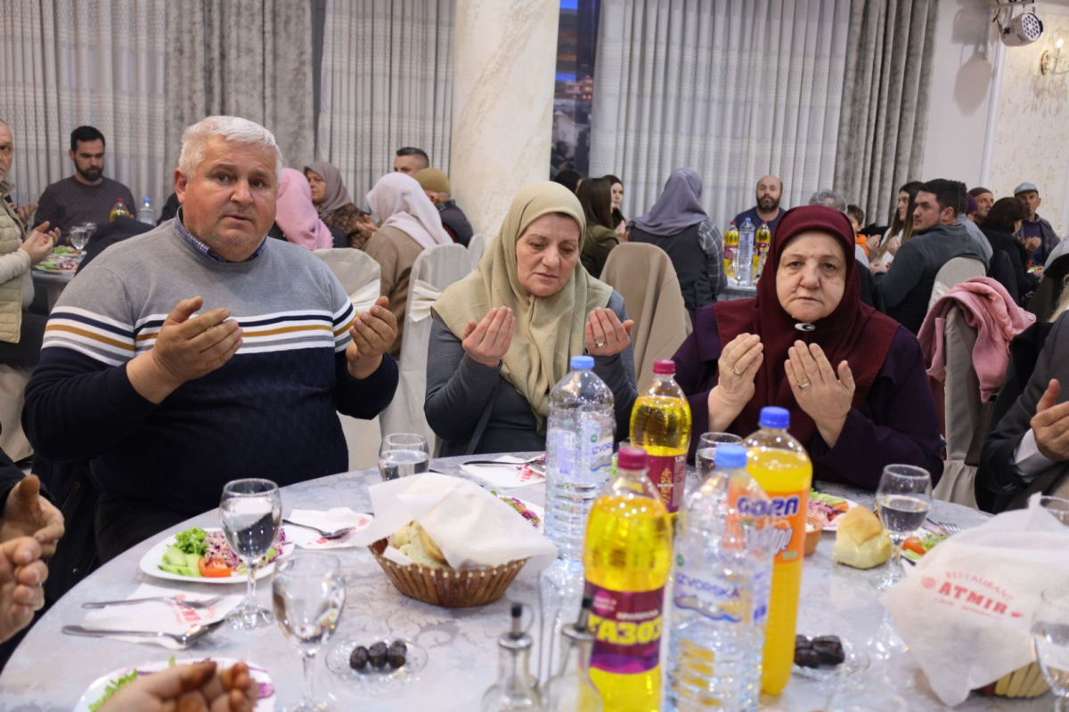 Gönül sofrası Makedonya Zhupa’da kuruldu