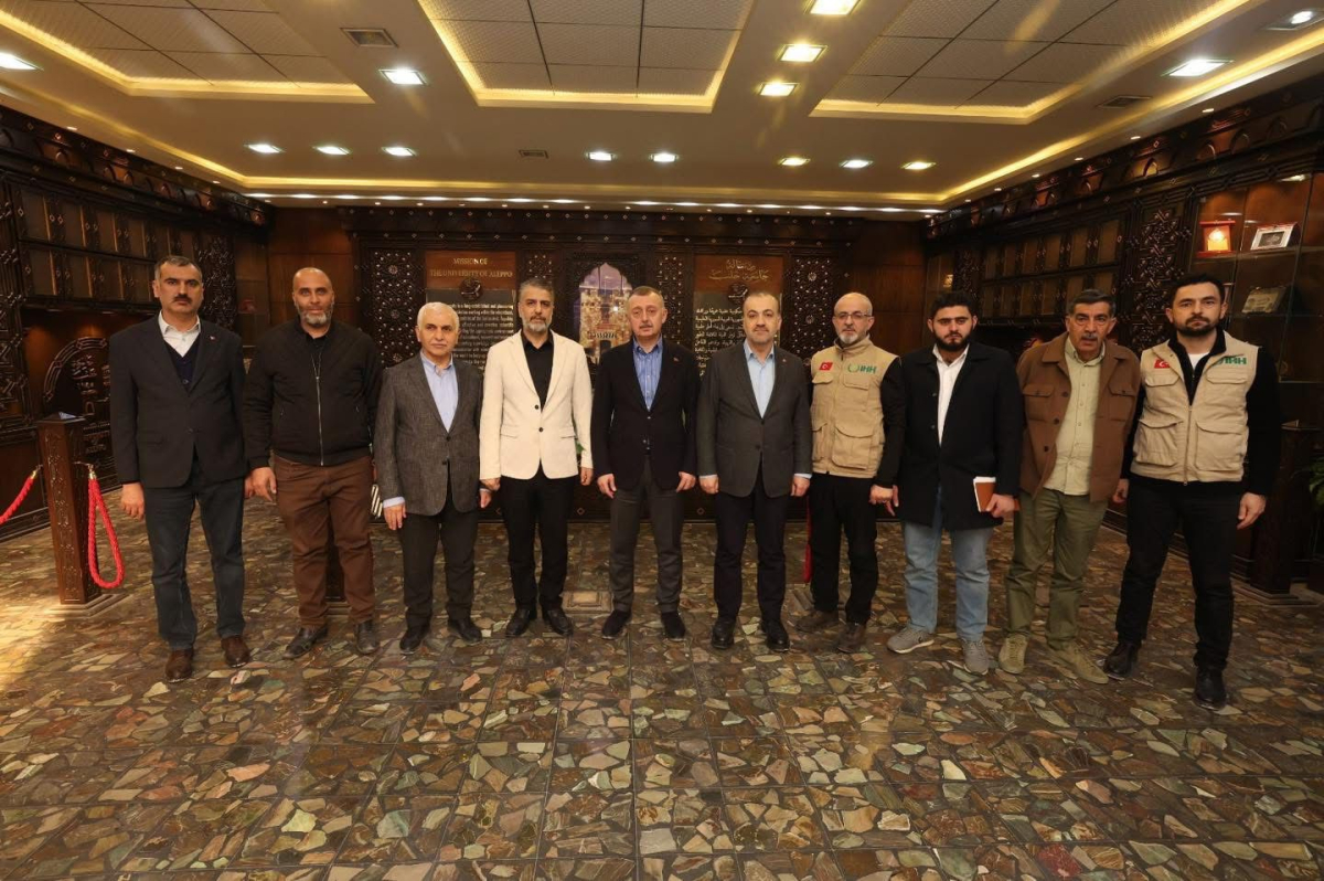 Başkan Büyükakın’dan, Halep’te yoğun ziyaret trafiği 